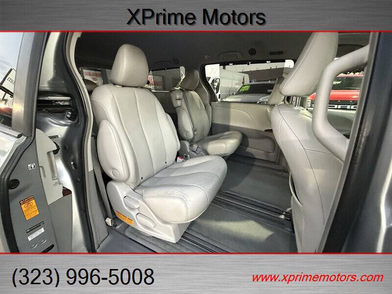 2013 Toyota Sienna XLE 8-Passenger