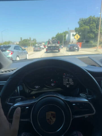 2017 Porsche Macan