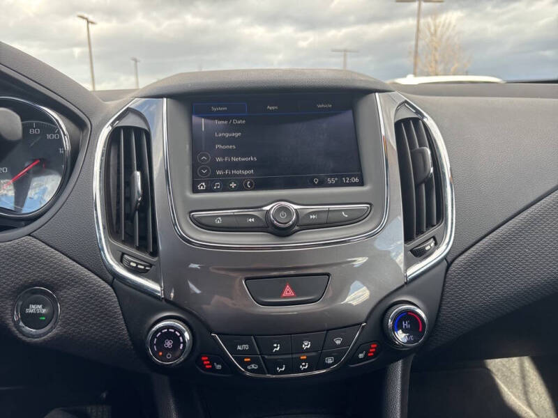 2019 Chevrolet Cruze LT