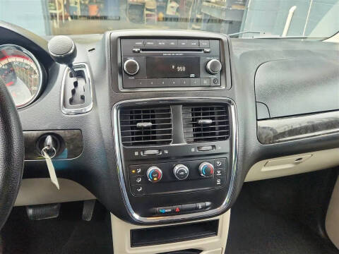 2016 Dodge Grand Caravan American Value Package
