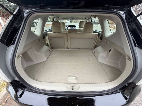 2012 Toyota Prius v Five