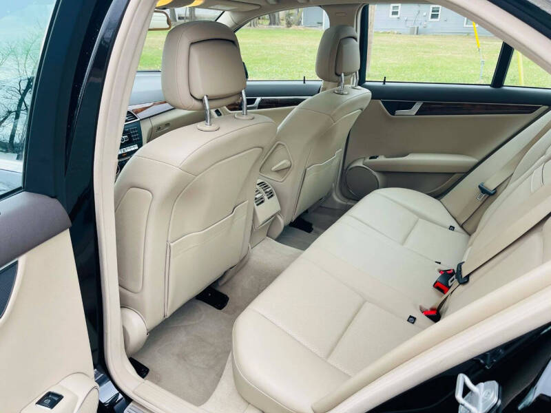 2012 Mercedes-Benz C-Class C 300 Sport 4MATIC