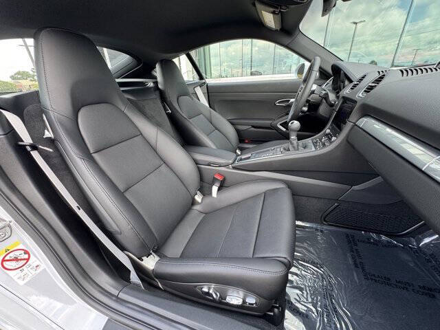 2025 Porsche 718 Cayman