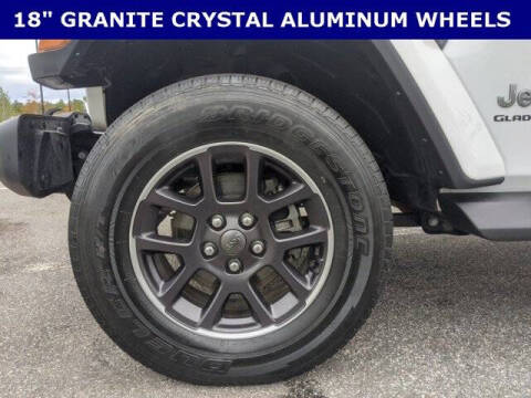 2022 Jeep Gladiator Overland