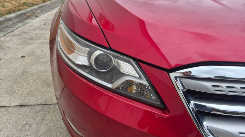 2010 Ford Taurus SHO