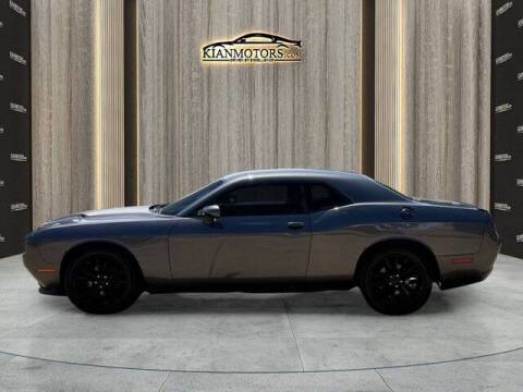 2016 Dodge Challenger SXT