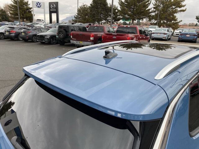 2025 Volkswagen Tiguan SE 4Motion