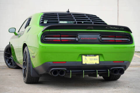 2017 Dodge Challenger T/A Plus