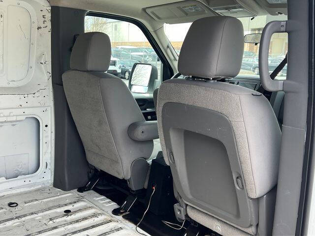 2017 Nissan NV