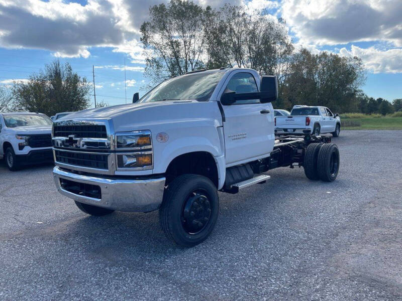 2024 Chevrolet Silverado 5500HD