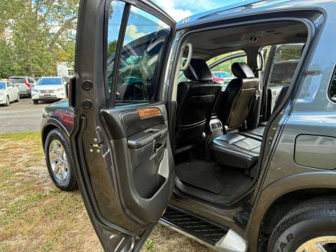 2012 Nissan Armada Platinum