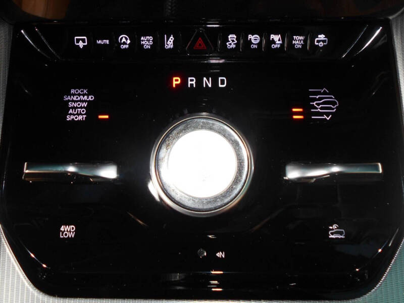 2023 Jeep Grand Wagoneer Series III