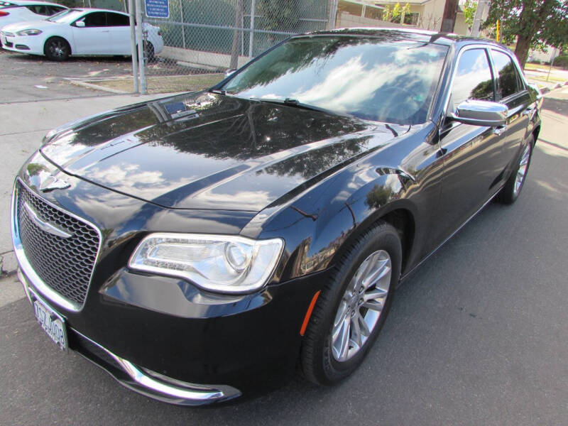 2016 Chrysler 300 C