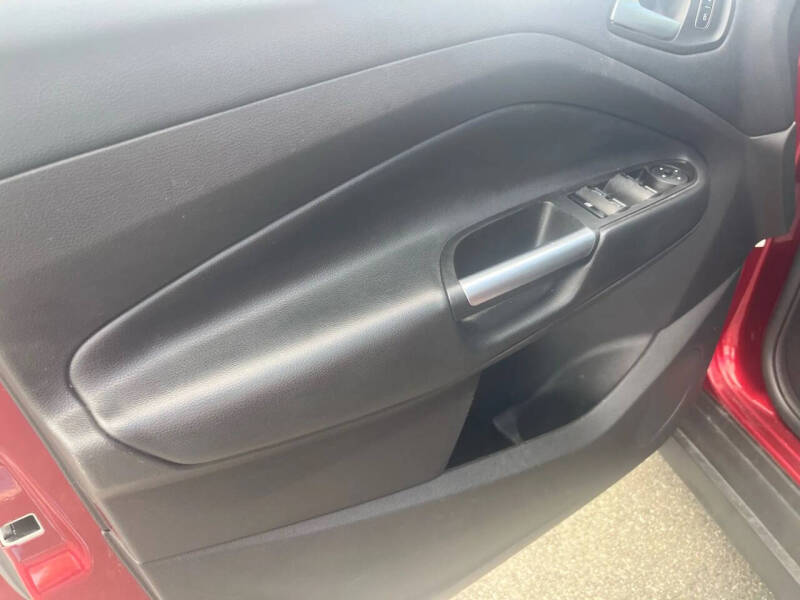 2017 Ford C-MAX Hybrid Titanium