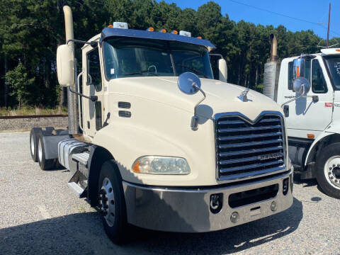 2012 Mack Pinnacle