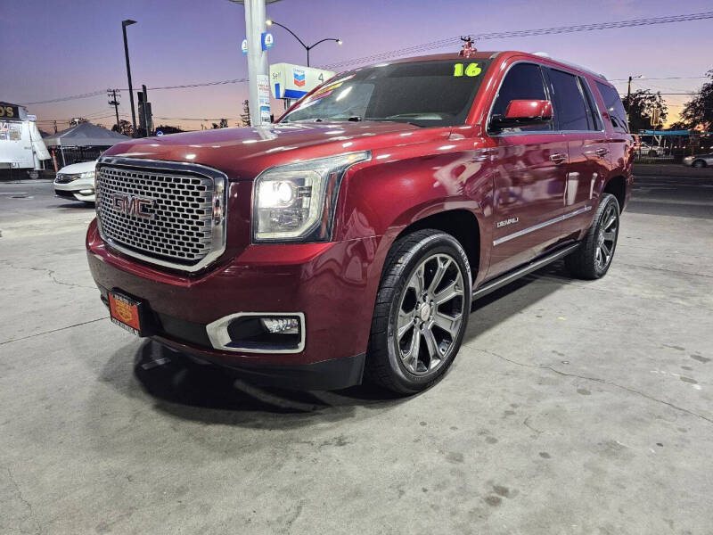 2016 GMC Yukon Denali's photo