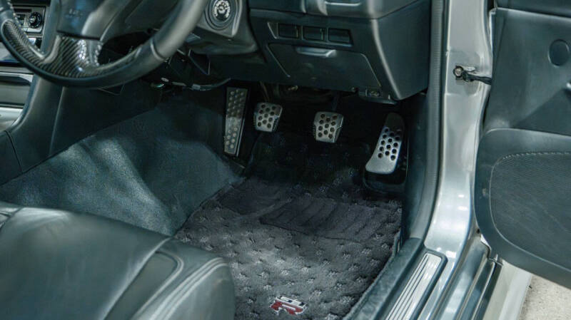 2001 Nissan Skyline