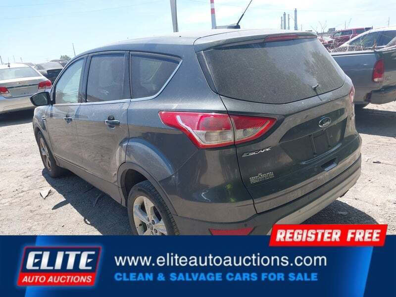 2015 Ford Escape SE