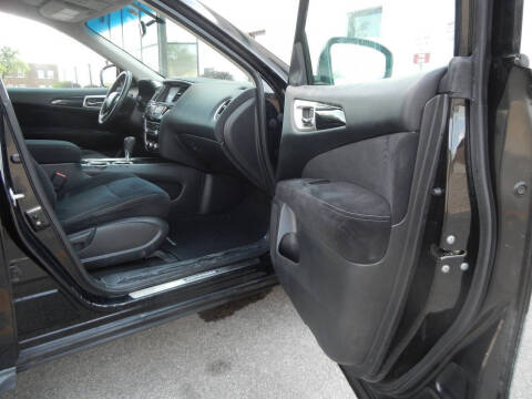 2013 Nissan Pathfinder S