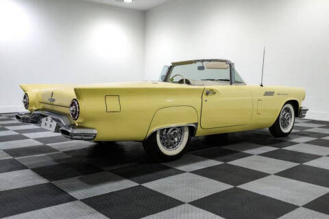 1957 Ford Thunderbird