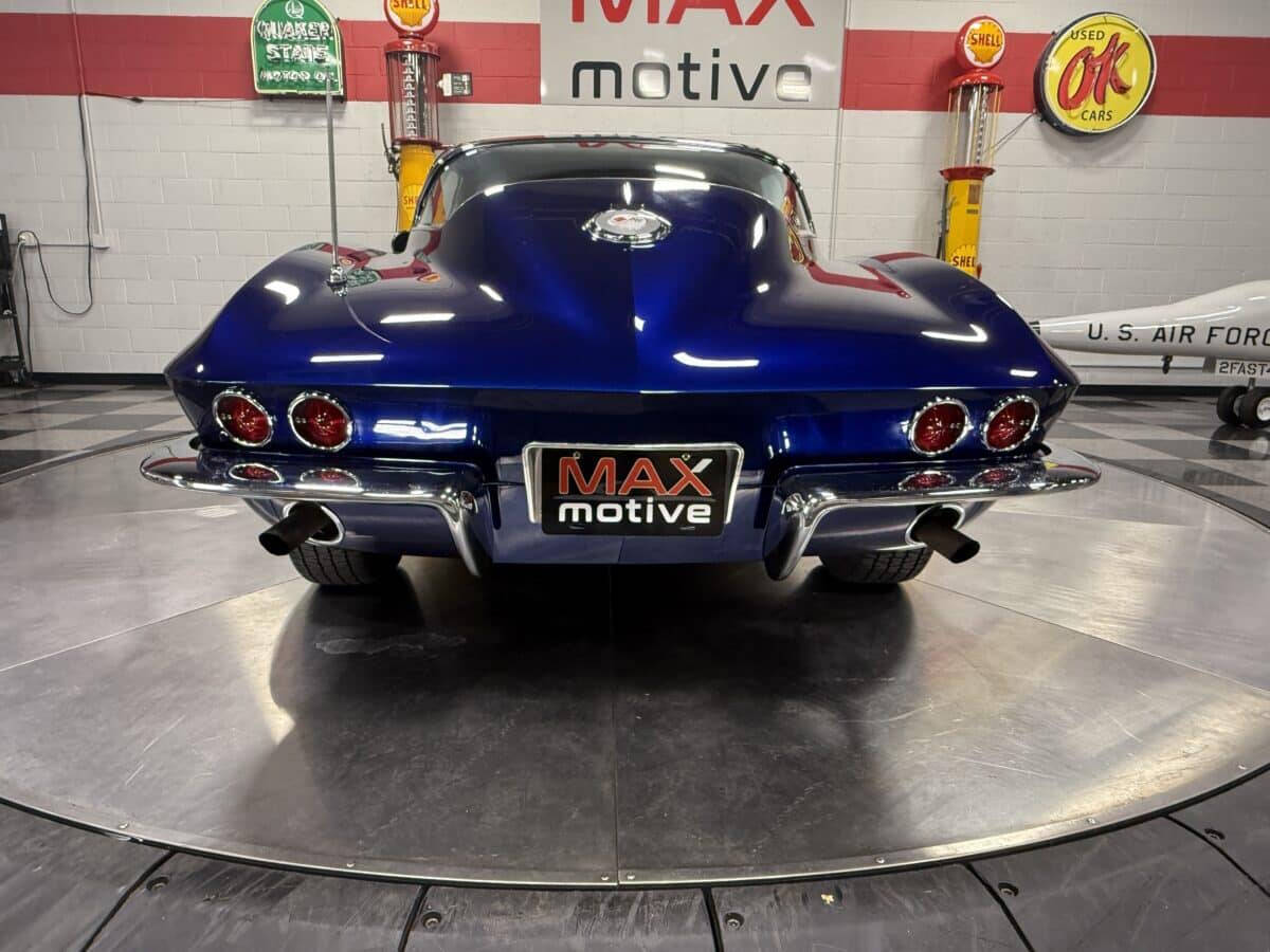 1964 Chevrolet Corvette 17
