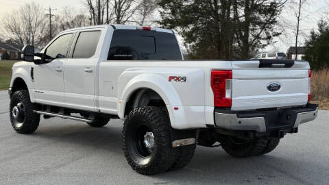 2017 Ford F-350 Super Duty Lariat