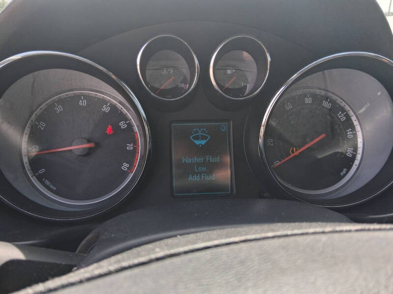 2012 Buick Regal Premium 1