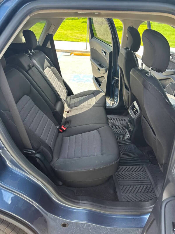2019 Ford Edge SE