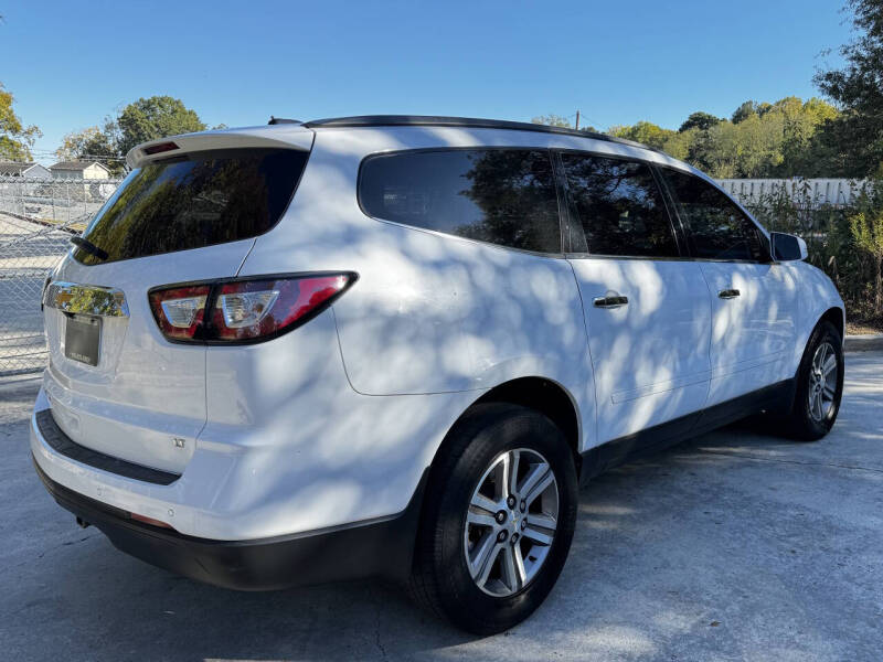 2017 Chevrolet Traverse LT
