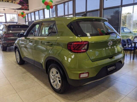 2022 Hyundai Venue SE