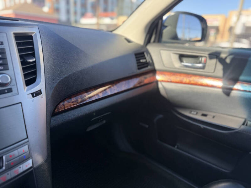 2012 Subaru Outback 2.5i Limited