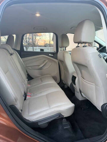 2017 Ford Escape SE