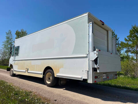 2010 Freightliner MT45 Chassis