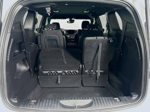 2023 Chrysler Pacifica Touring