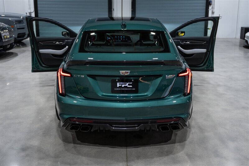 2025 Cadillac CT5-V Blackwing