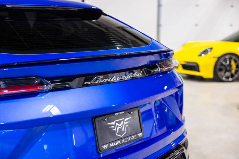 2022 Lamborghini Urus