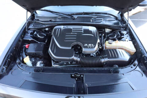 2015 Dodge Challenger SXT Plus