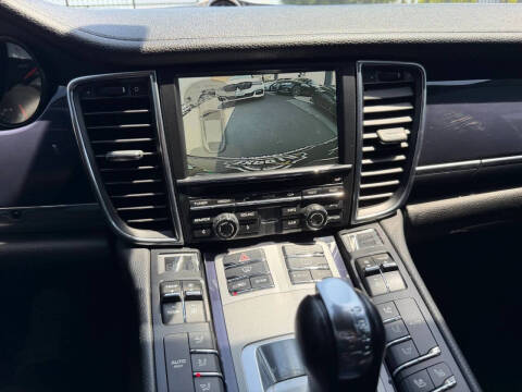 2014 Porsche Panamera