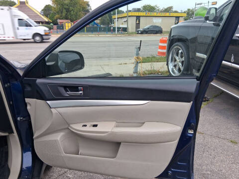 2010 Subaru Outback 2.5i