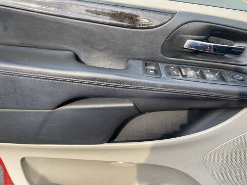 2012 Dodge Grand Caravan Crew