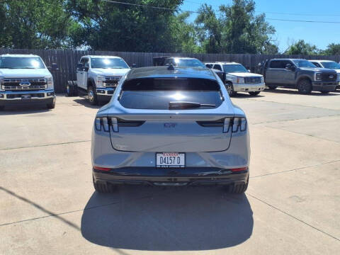 2025 Ford Mustang Mach-E GT