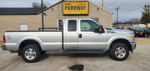 2016 Ford F-250 Super Duty for sale at Parkway Motors in Springfield IL