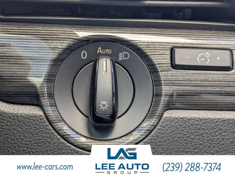 2021 Volkswagen Passat R-Line