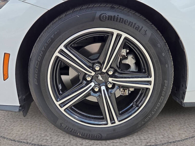 2024 Ford Mustang EcoBoost