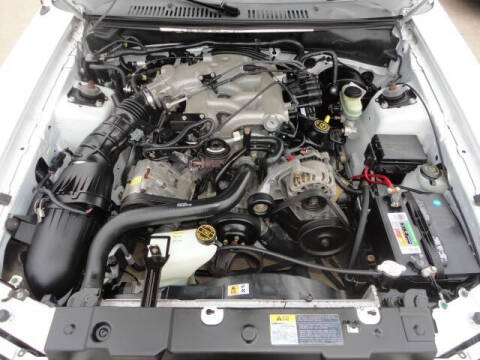 2002 Ford Mustang Deluxe