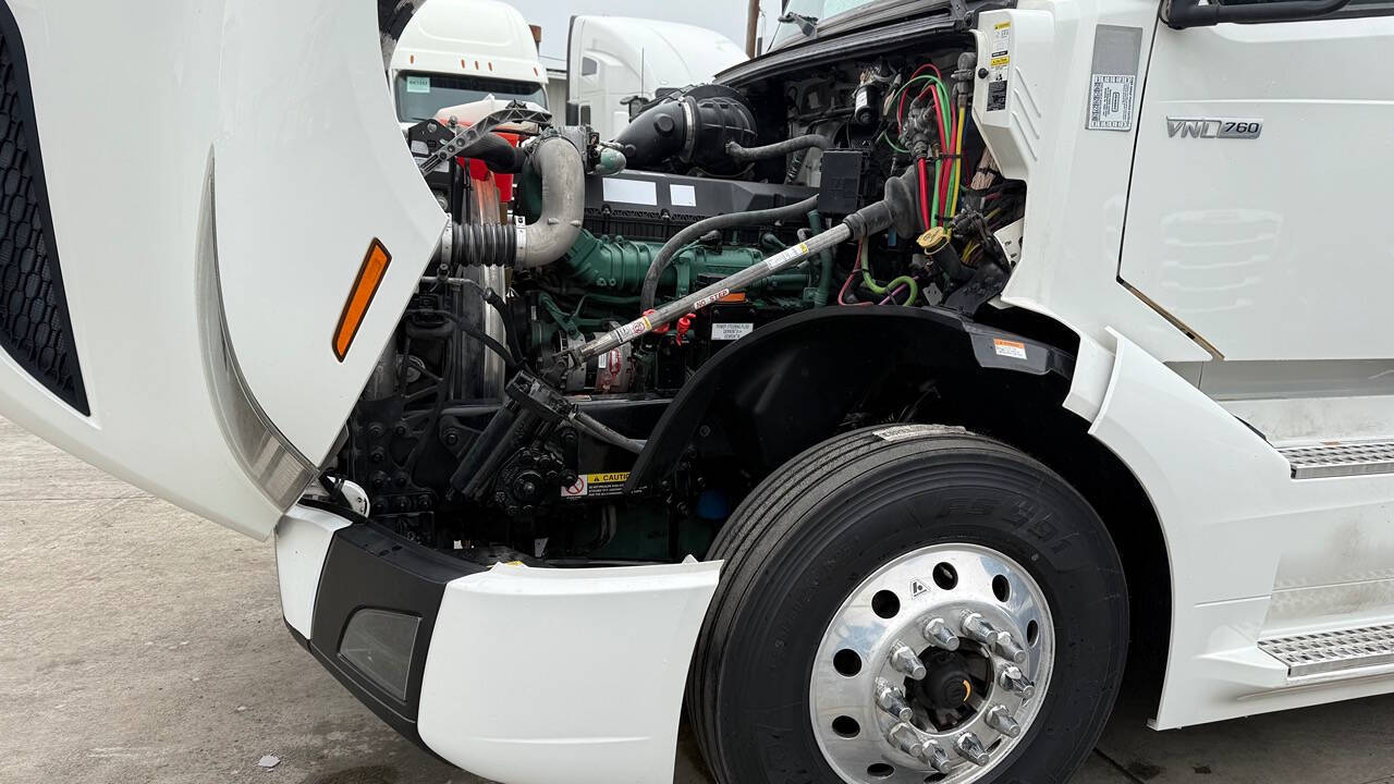 2019 Volvo VNL for sale at KING TRUCK TRAILER SALES in Bakersfield, CA