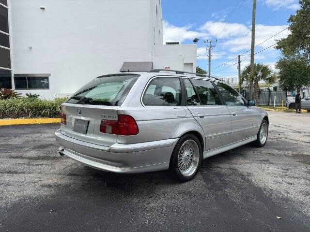 2003 BMW 5 Series 525i
