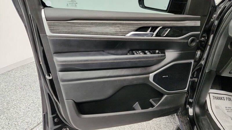 2022 Jeep Wagoneer Series III