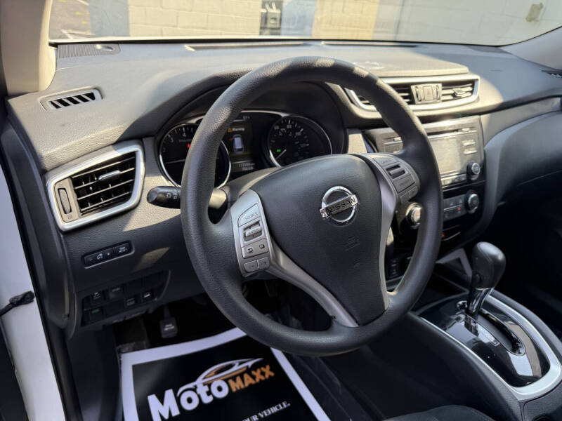 2016 Nissan Rogue S