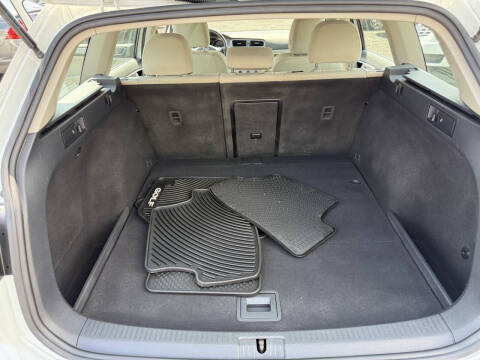 2016 Volkswagen Golf SportWagen TSI S